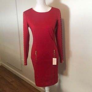 Red Venus dress